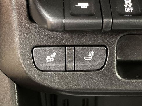 Certified 2022 Chevrolet Colorado Z71 w/ Z71 Midnight Edition AWD/4WD image 23