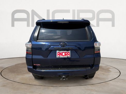 Used 2021 Toyota 4Runner SR5 Premium w/ Moonroof Package AWD/4WD image 9