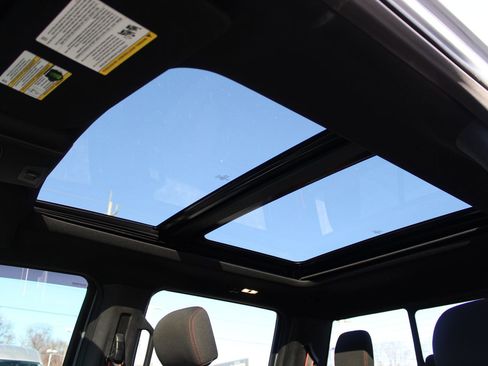 Used 2019 Ford F150 XLT w/ Equipment Group 302A Luxury image 19