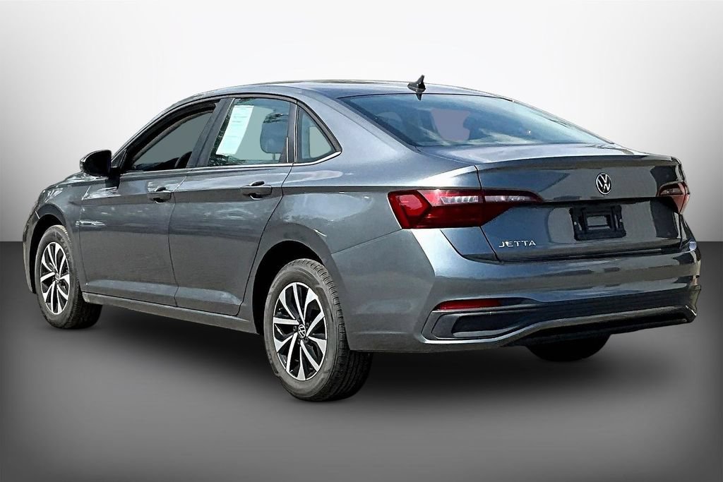 Used 2024 Volkswagen Jetta S FWD image 4