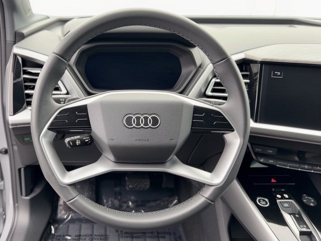 Used 2025 Audi Q4 e-tron Prestige w/ Black Optic Package AWD/4WD image 10