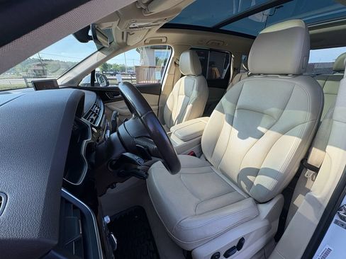 Used 2018 Audi Q7 3.0T Prestige w/ Prestige Package AWD/4WD image 26