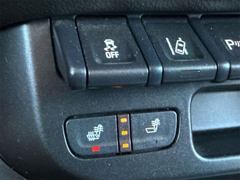 Used 2021 GMC Canyon AT4 w/ Driver Alert Package image 19