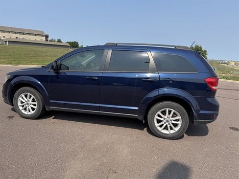 Used 2018 Dodge Journey SXT AWD/4WD image 6