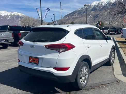Used 2016 Hyundai Tucson SE w/ Option Group 02 FWD image 9