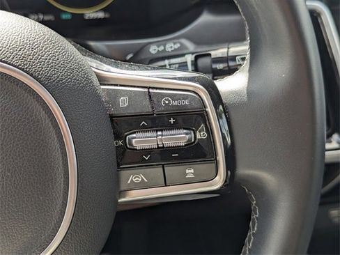 Used 2023 Kia Sorento SX image 27