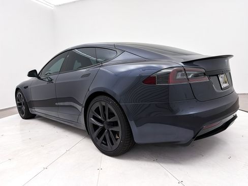 Used 2021 Tesla Model S Plaid image 14
