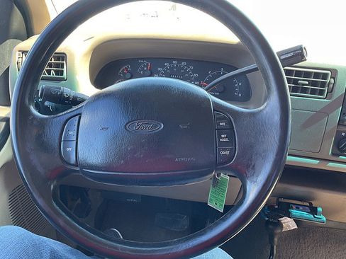 Used 2000 Ford F350 XL image 16