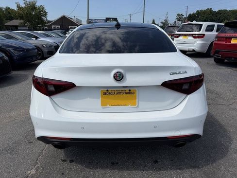 Used 2022 Alfa Romeo Giulia Ti w/ Active Assist Plus Package RWD image 12