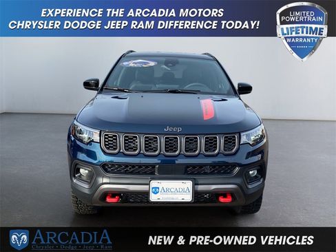 New 2026 Jeep Compass Trailhawk image 8