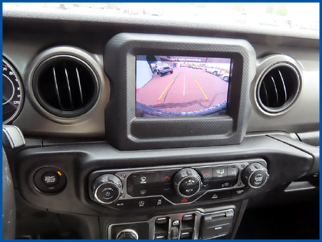 Used 2021 Jeep Wrangler Unlimited Sport AWD/4WD image 18