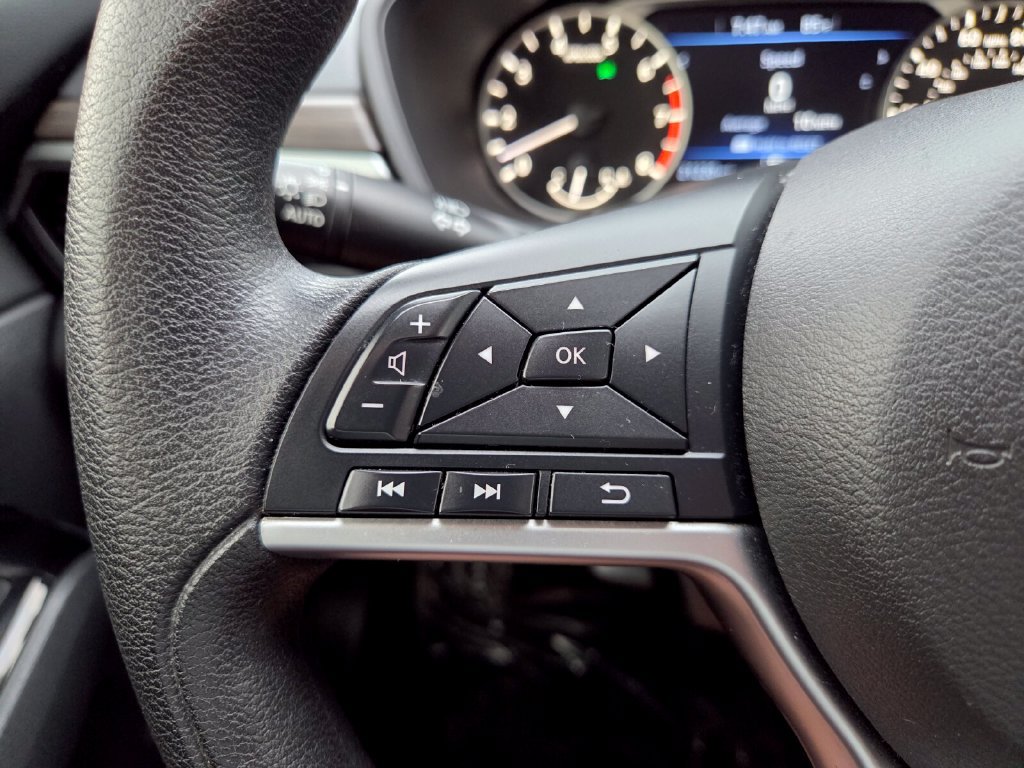 Used 2023 Nissan Altima 2.5 SV AWD/4WD image 29