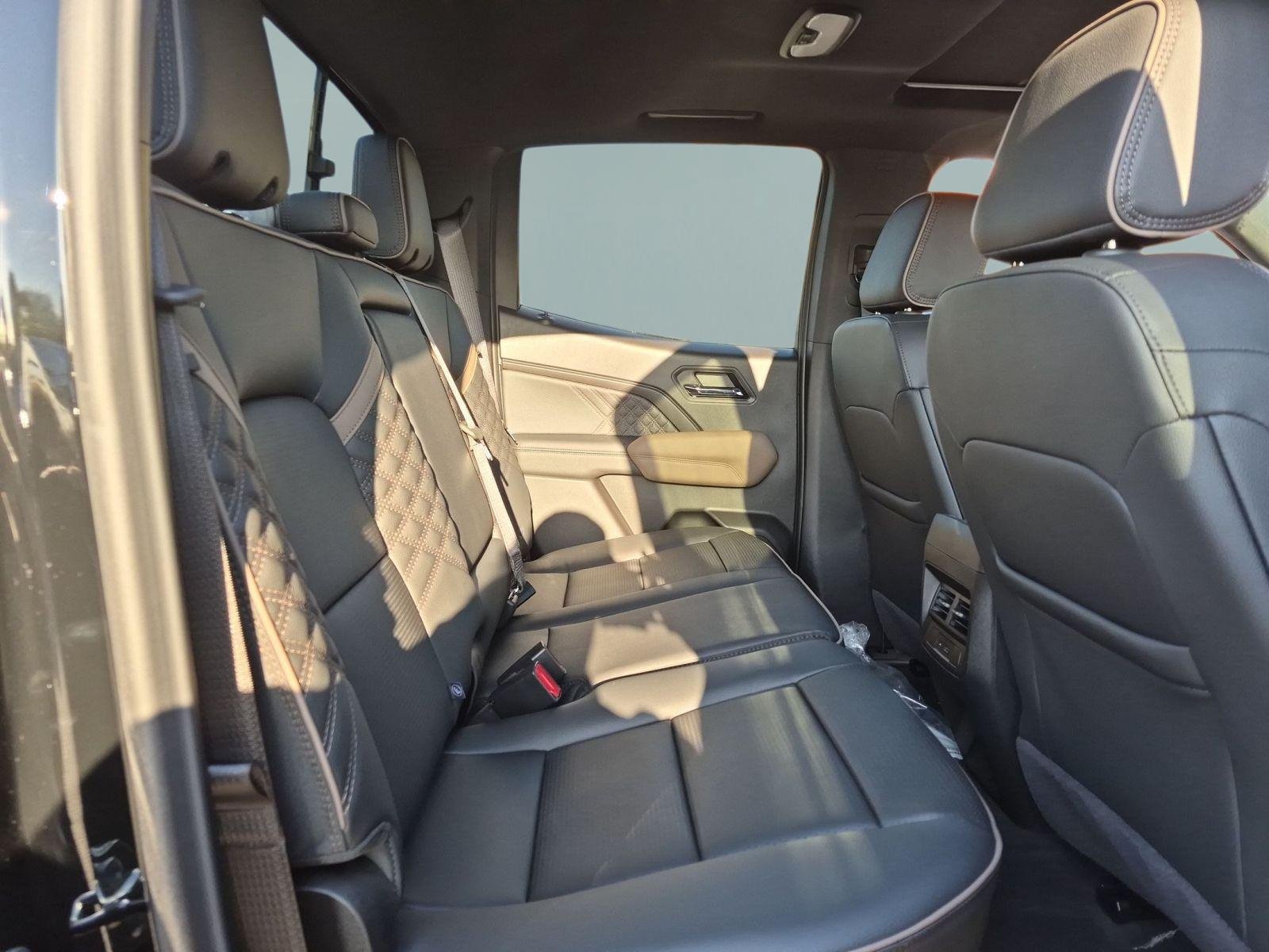 New 2026 GMC Canyon Denali AWD/4WD image 27