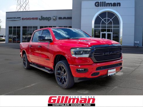 Used 2024 RAM 1500 Laramie AWD/4WD image 1