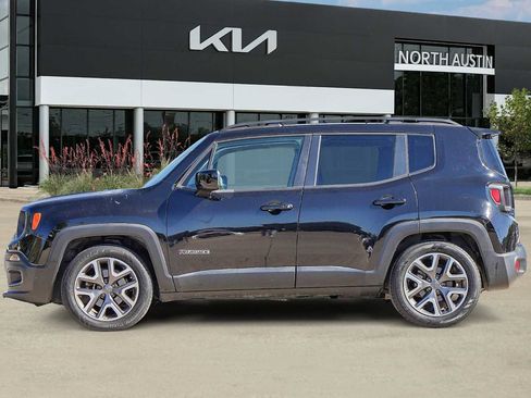 Used 2015 Jeep Renegade Latitude w/ Popular Equipment Group image 4