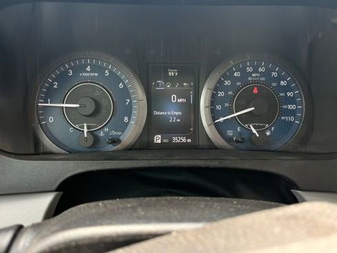Used 2020 Toyota Sienna XLE Premium FWD image 10