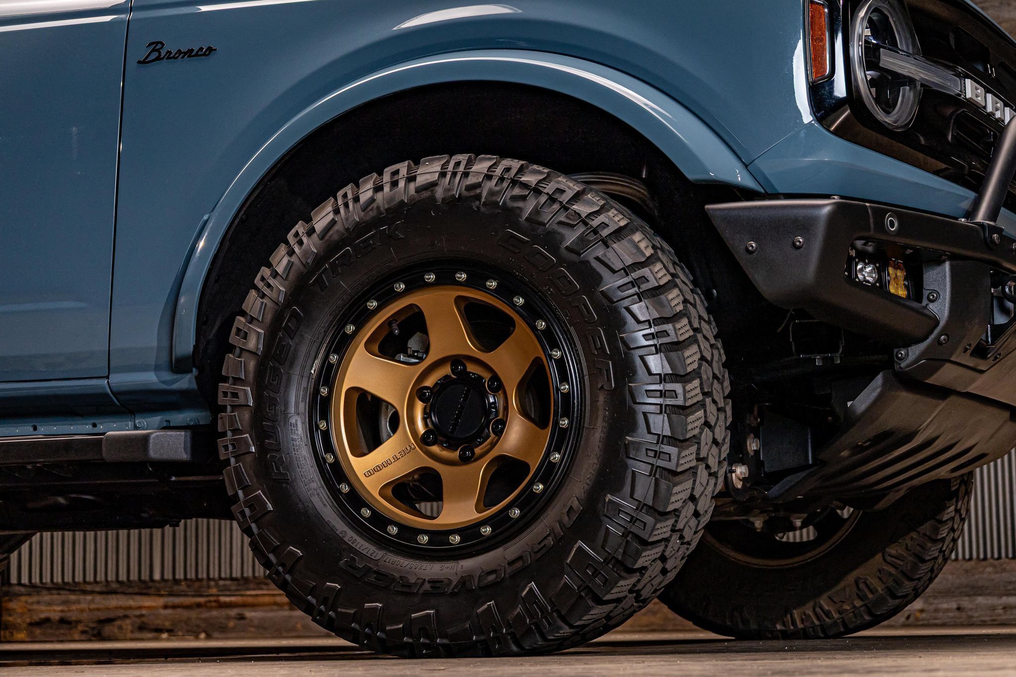 Used 2022 Ford Bronco Outer Banks AWD/4WD image 11