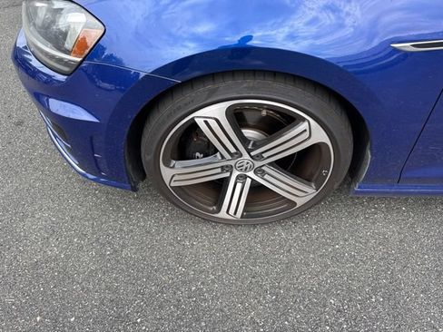 Used 2016 Volkswagen Golf R 4-Door AWD/4WD image 5