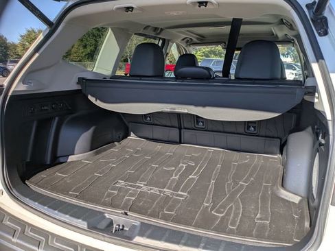 Used 2023 Subaru Forester Touring w/ Popular Package #3 image 30