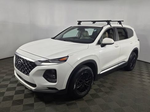 Used 2020 Hyundai Santa Fe SE AWD/4WD image 3