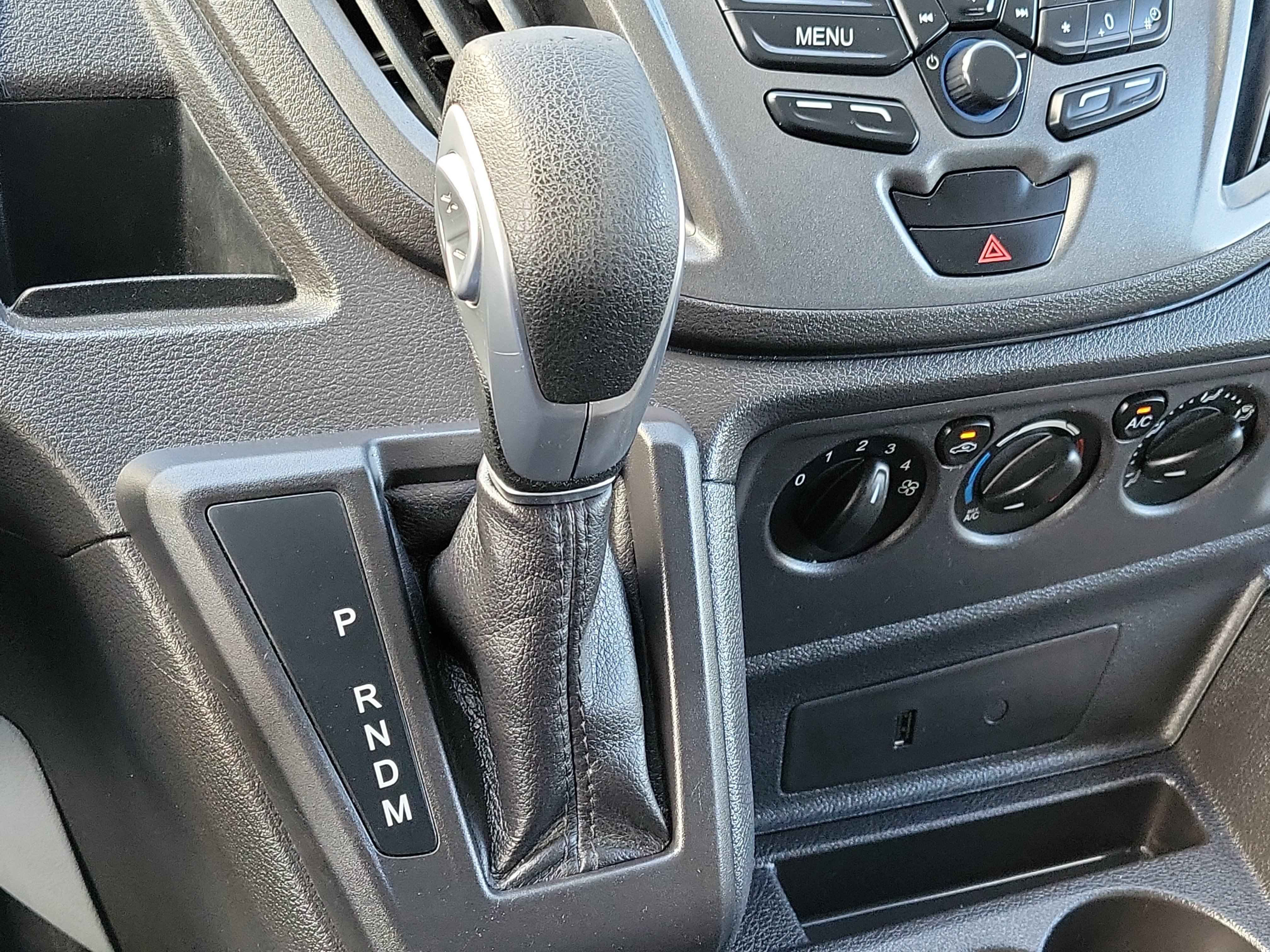 Used 2018 Ford Transit 350 XL RWD image 32