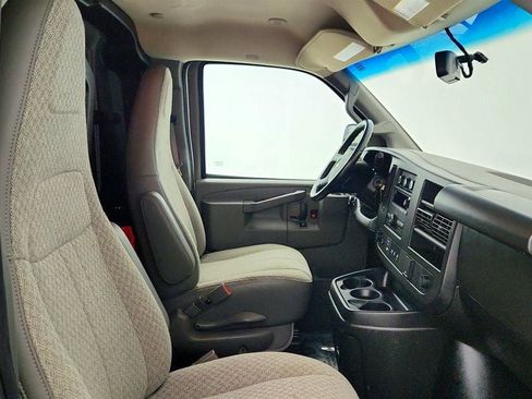 Used 2021 Chevrolet Express 2500 w/ Driver Convenience Package RWD image 26