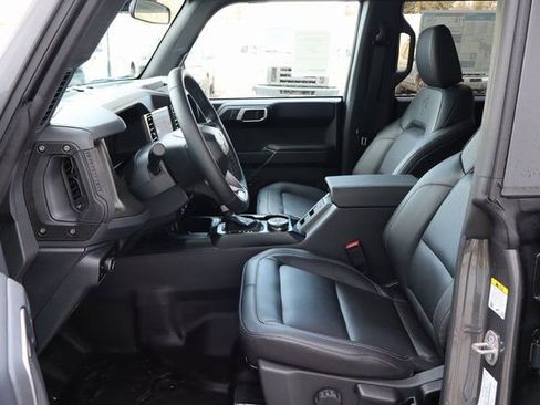 New 2025 Ford Bronco Badlands image 26