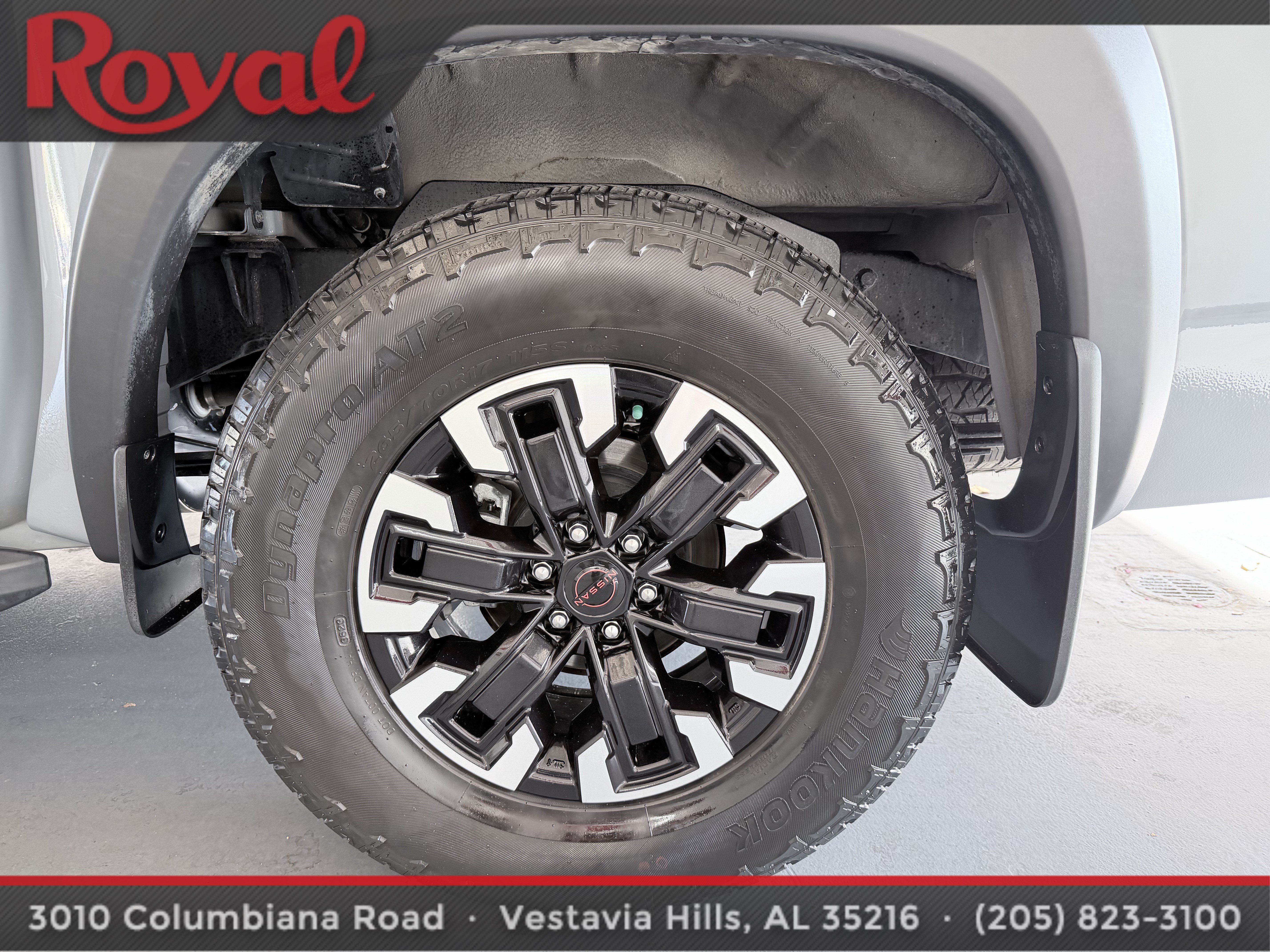 Used 2024 Nissan Frontier Pro-X RWD image 9