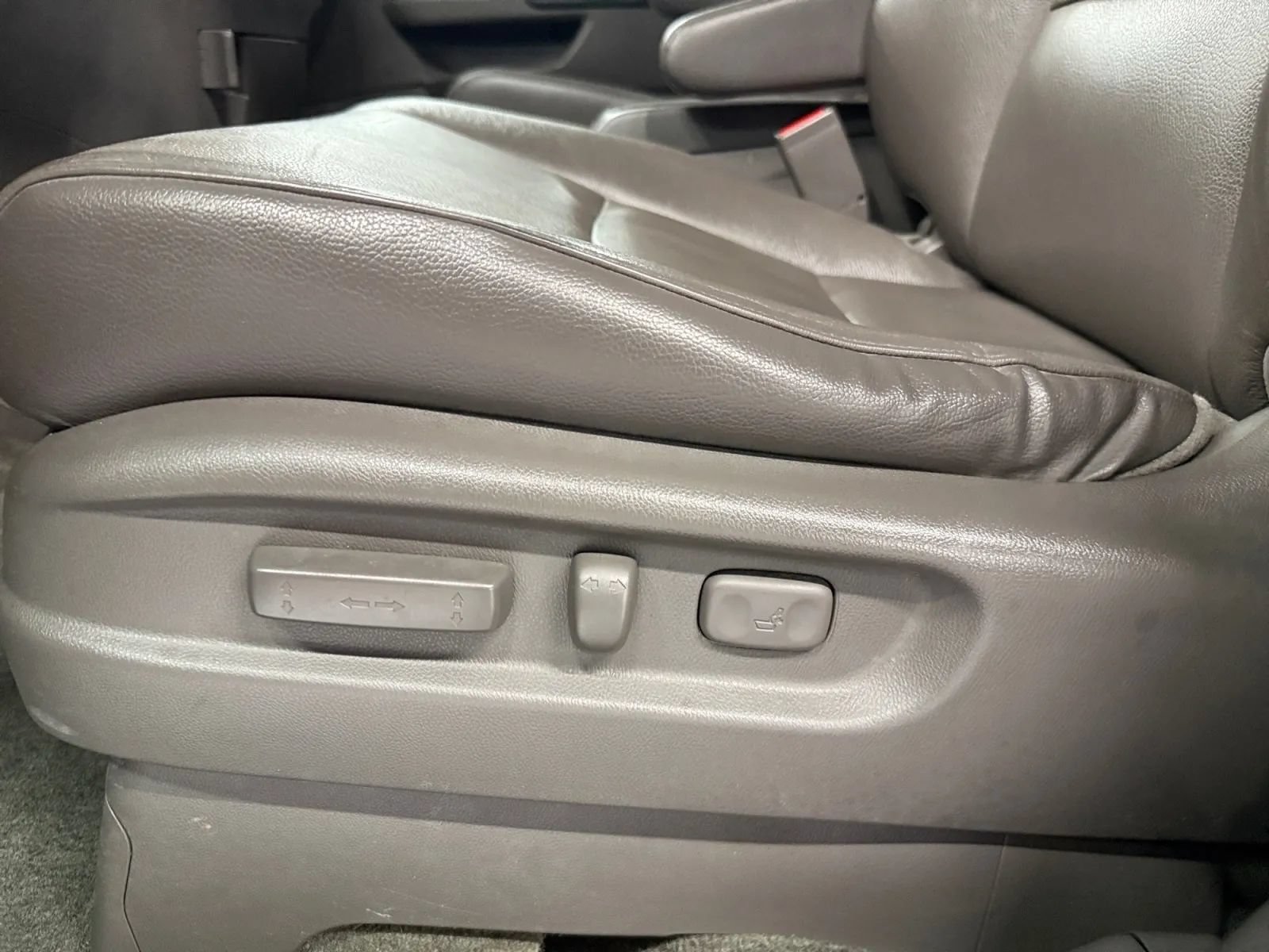 Used 2017 Honda Odyssey EX-L image 31