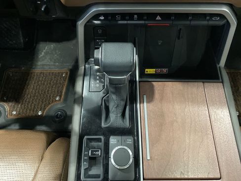 Used 2025 Toyota Tundra 1794 Edition image 22