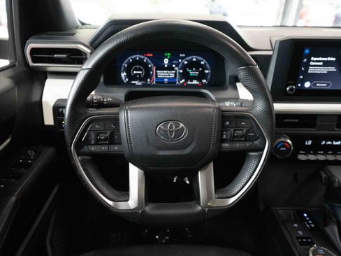 Certified 2024 Toyota Tacoma TRD Off-Road AWD/4WD image 22