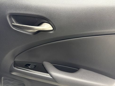 Used 2021 Lexus UX 200 w/ Accessory Package (Z2) FWD image 47