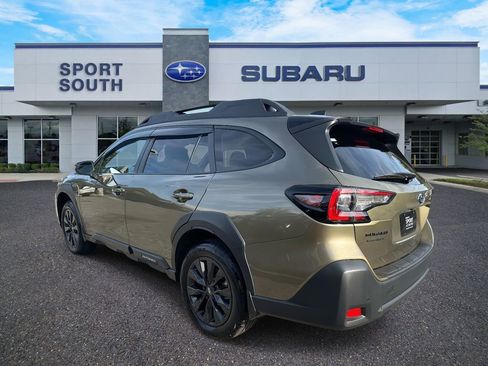 Used 2025 Subaru Outback Onyx Edition image 5