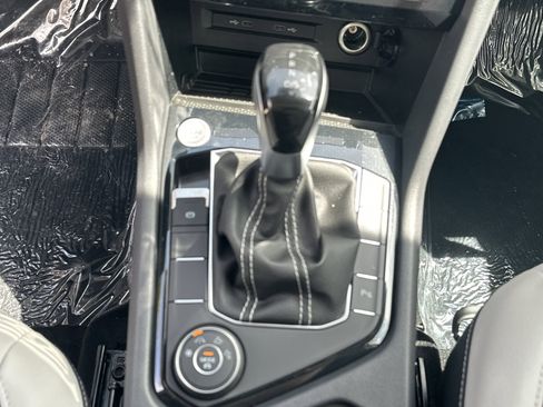 New 2026 Volkswagen Taos SE AWD/4WD image 17