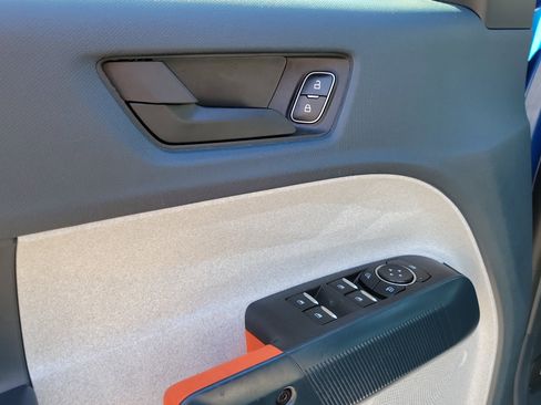 Used 2024 Ford Maverick XLT FWD image 16