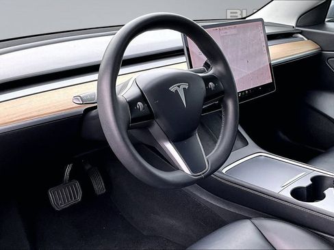 Used 2021 Tesla Model 3 Long Range AWD/4WD image 14