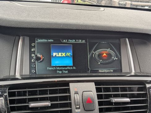 Used 2017 BMW X3 sDrive28i RWD image 15