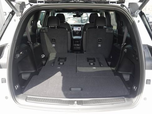 New 2025 Jeep Grand Cherokee L Limited w/ Luxury Tech Group II image 14