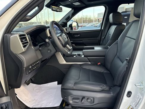 New 2026 Toyota Tundra Platinum image 17