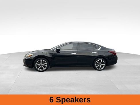 Used 2017 Nissan Altima 2.5 SR image 2