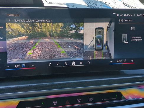 New 2026 BMW 750e xDrive image 21