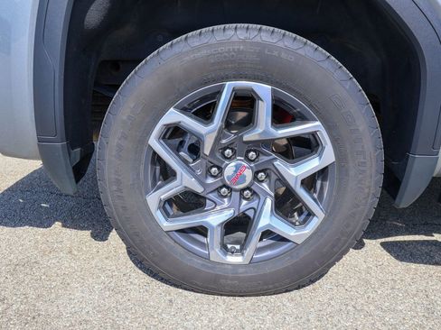 Used 2023 GMC Sierra 1500 SLT w/ SLT Premium Plus Package image 33