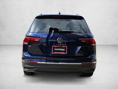 Used 2024 Volkswagen Tiguan SE FWD image 7