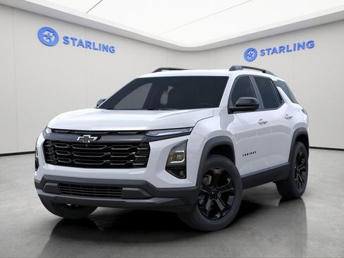 New 2026 Chevrolet Equinox LT w/ Convenience Package II FWD image 2