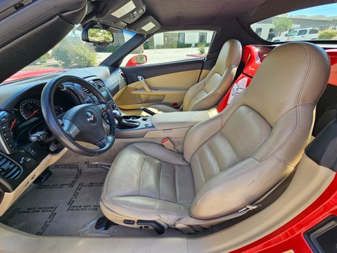 Used 2007 Chevrolet Corvette Convertible w/ Preferred Equipment Group image 20