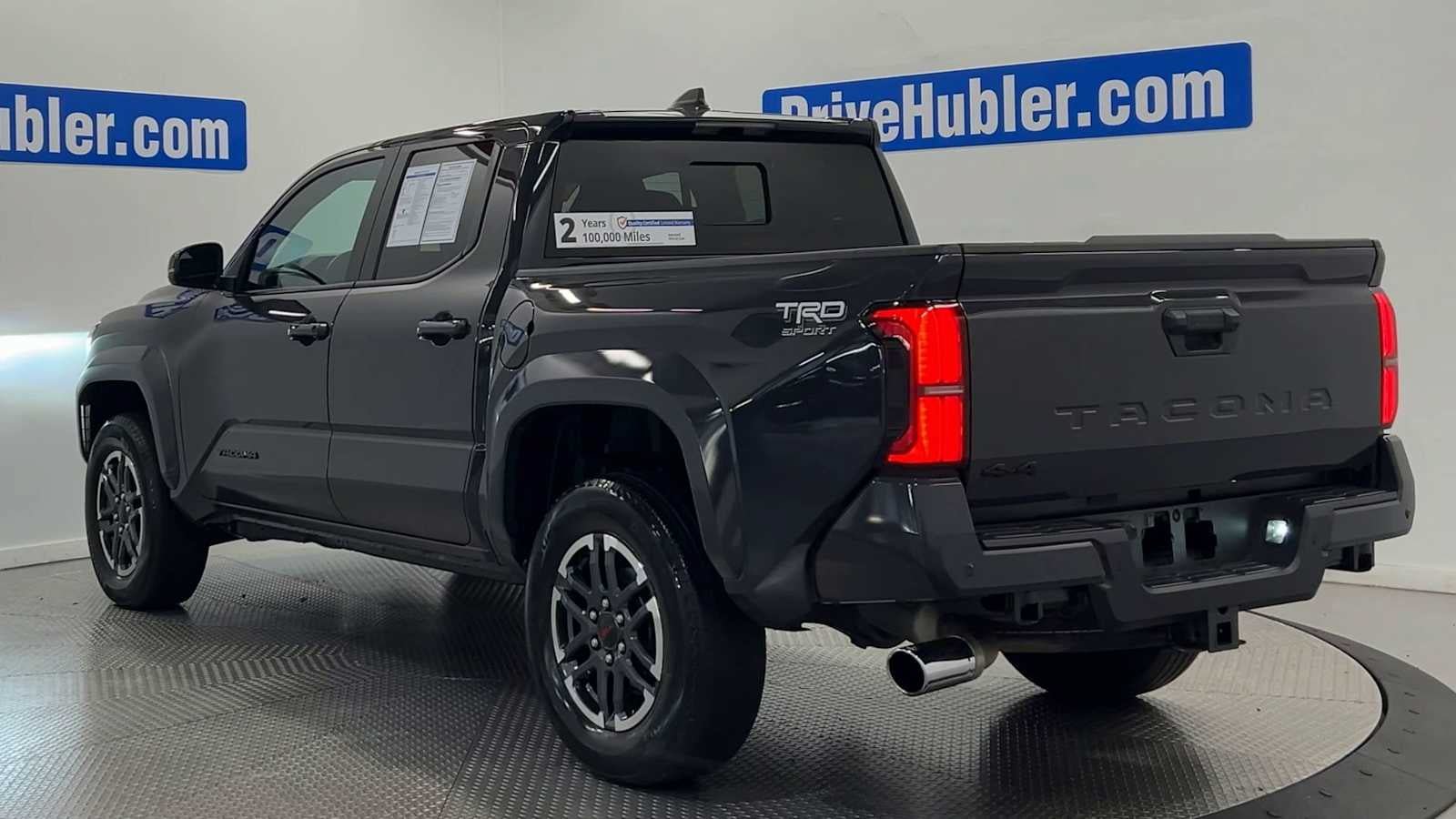 Used 2024 Toyota Tacoma TRD Sport w/ TRD Sport Upgrade Package AWD/4WD image 2
