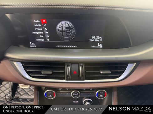 Used 2019 Alfa Romeo Stelvio Ti Sport w/ Quick Order Package 22S Sport AWD/4WD image 29