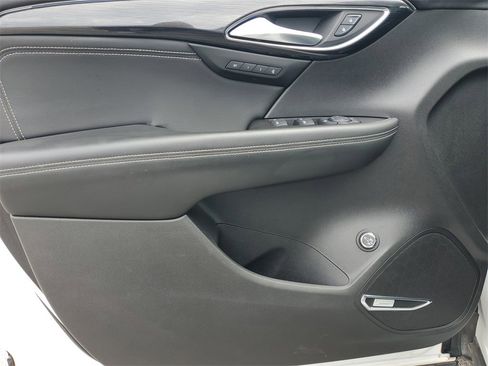 Certified 2021 Buick Envision Essence w/ Technology Package I image 24