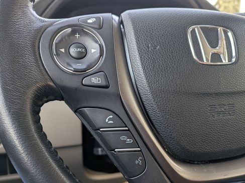 Certified 2017 Honda Pilot EX-L image 14
