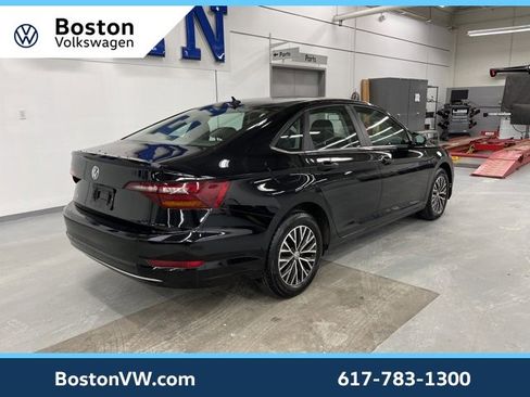 Used 2019 Volkswagen Jetta SE image 4